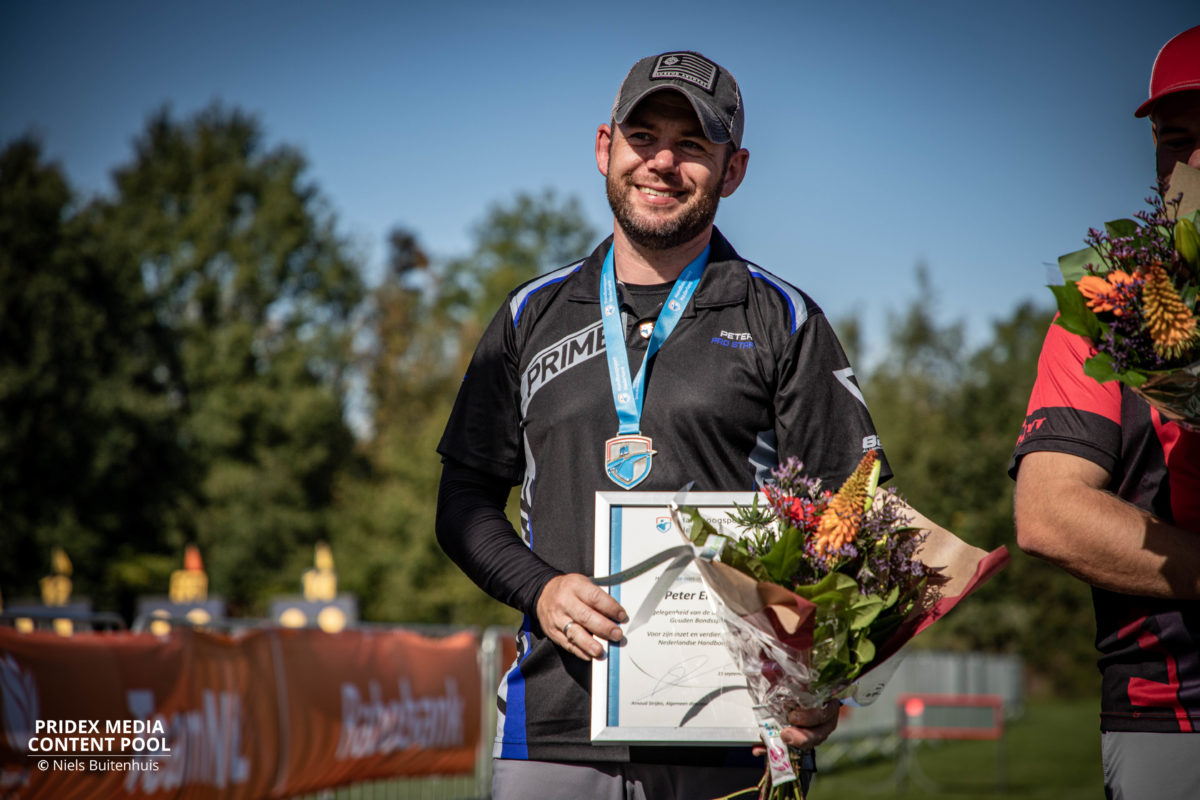 Peter Elzinga onderscheiden met de Gouden Bondsspeld