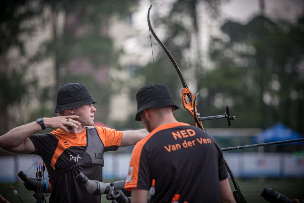 World Cup: Gijs Broeksma verslaat wereldkampioen Brady Ellison