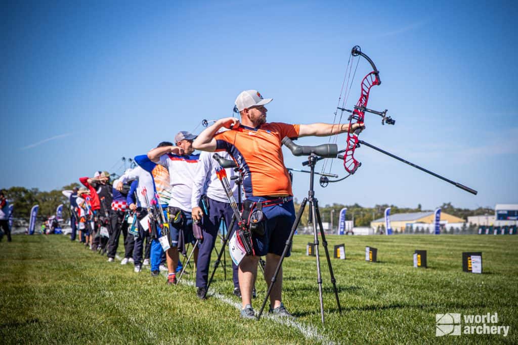 WK Outdoor: Mike Schloesser andermaal Mr Perfect en door naar kwartfinale