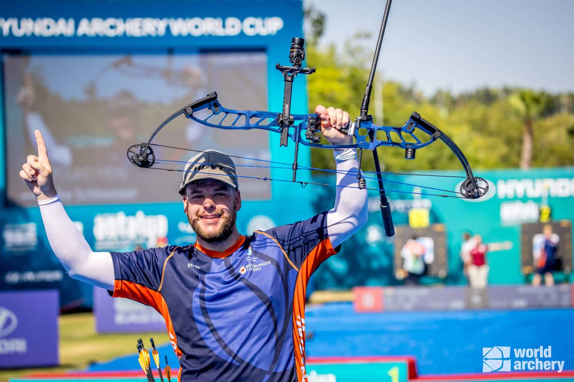 Mike Schloesser wint World Cup in Antalya