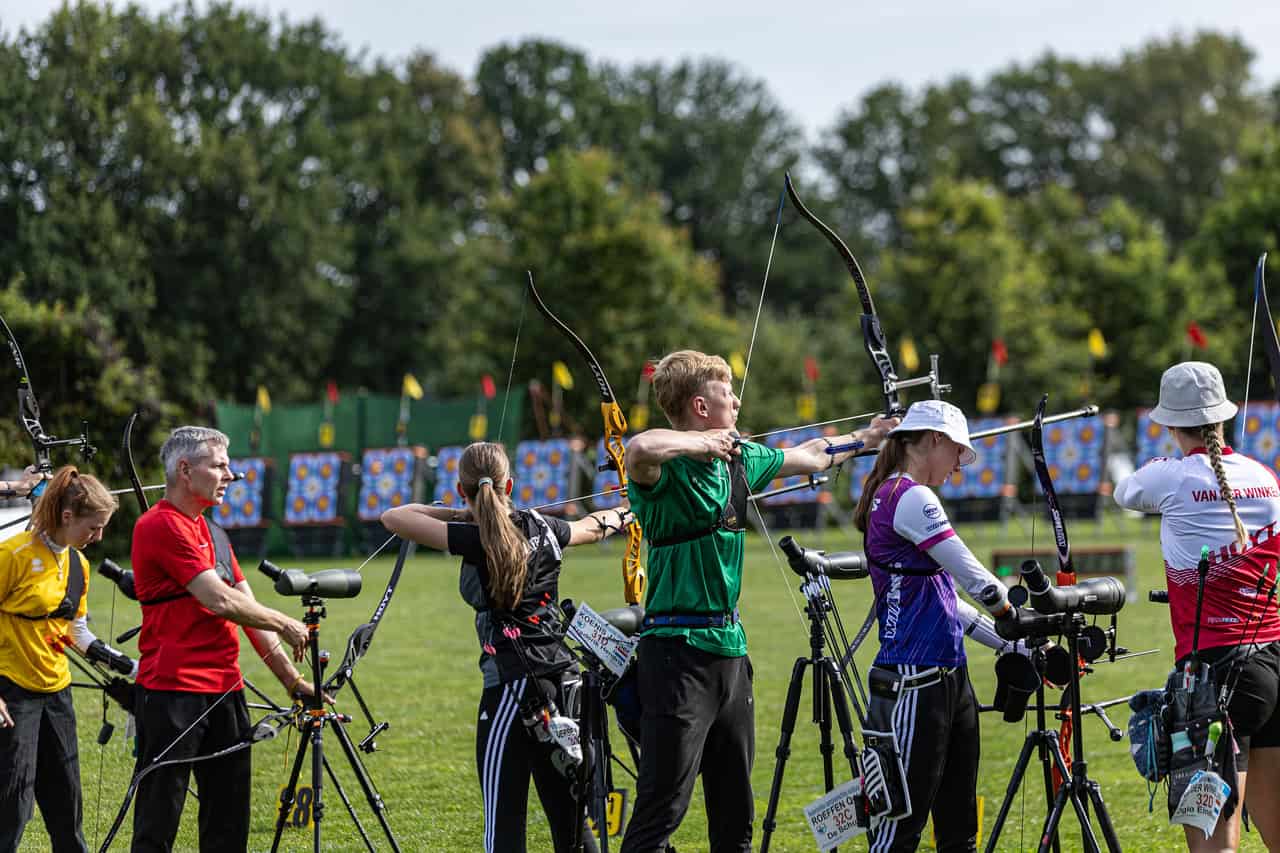 NK Outdoor 2025: Inschrijving geopend voor een sportieve strijd in Helmond!