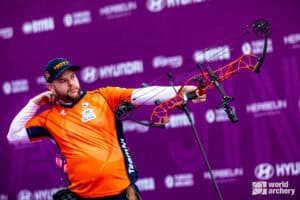 World Archery Awards: Stem op Mike Schloesser als Athlete of the Year 2025!